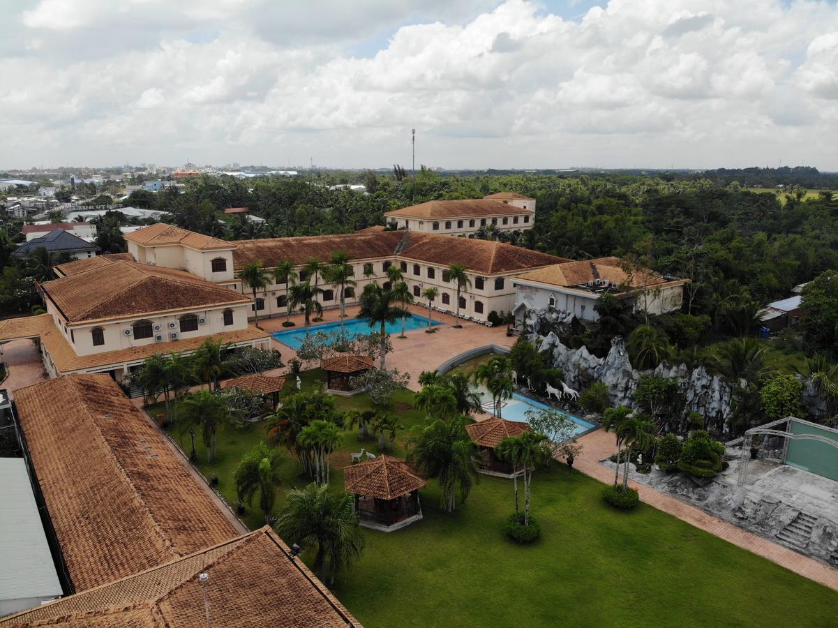 Soc Trang Ngoc Thu Hotel מראה חיצוני תמונה